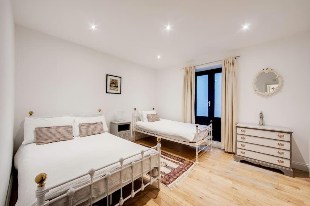 Princes Villa - Large Fully Self Contained Flat, 5 Minutes From The Sea Hastings Esterno foto