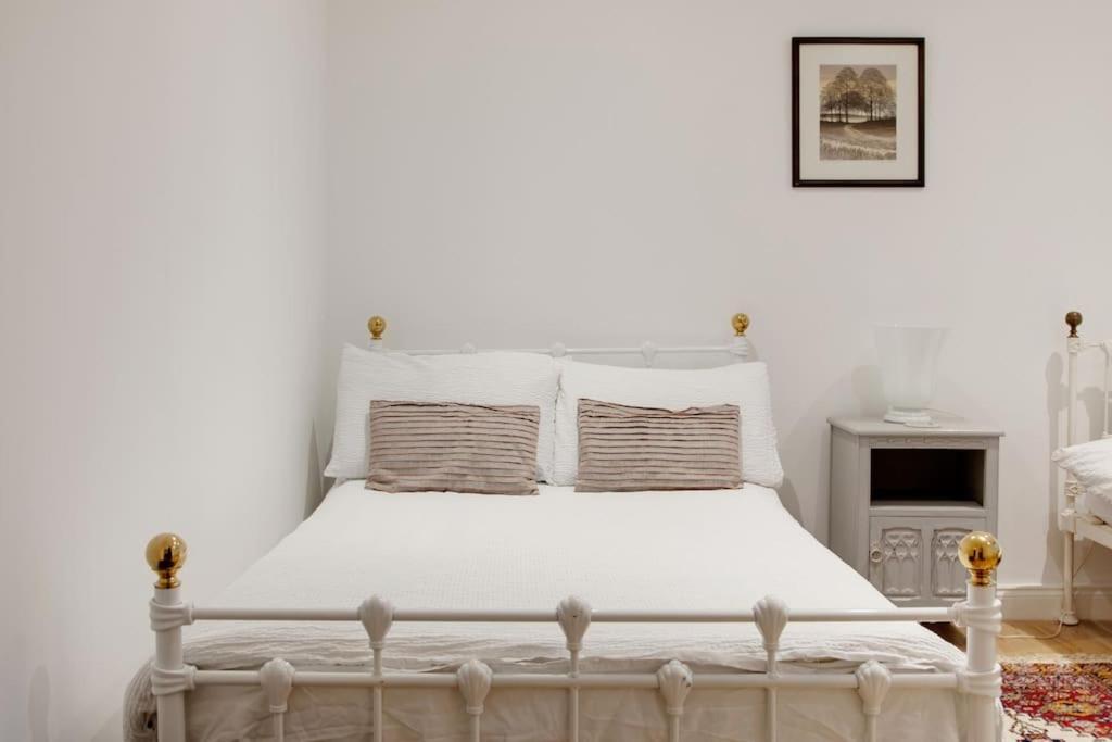 Princes Villa - Large Fully Self Contained Flat, 5 Minutes From The Sea Hastings Esterno foto