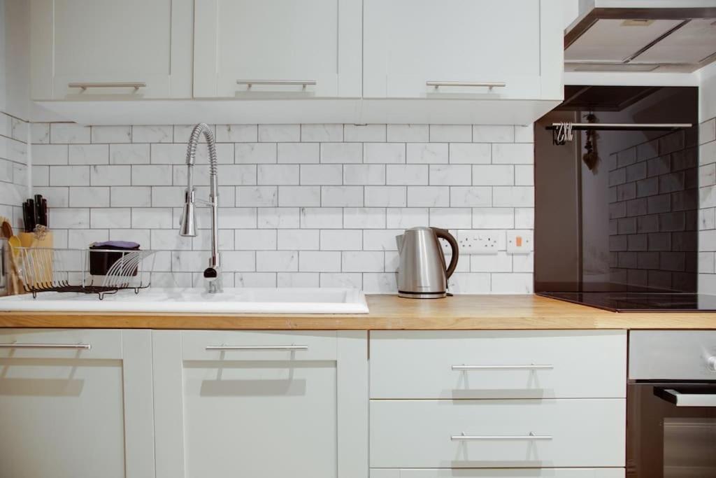 Princes Villa - Large Fully Self Contained Flat, 5 Minutes From The Sea Hastings Esterno foto