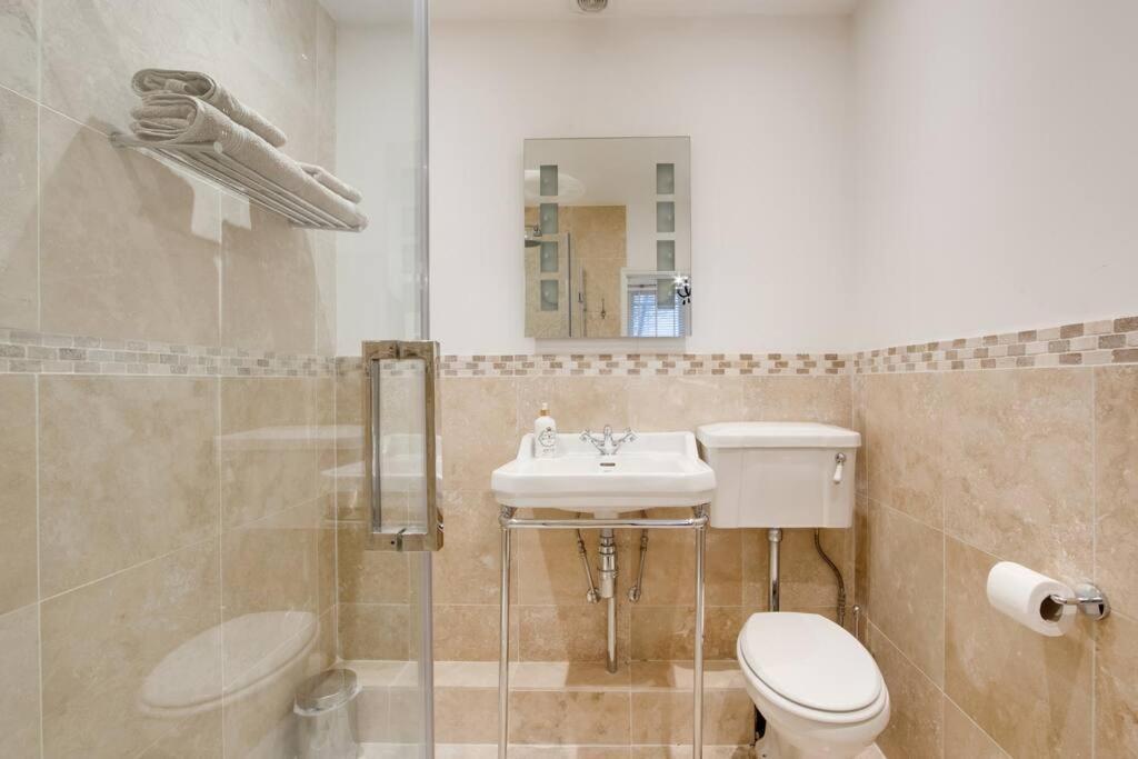 Princes Villa - Large Fully Self Contained Flat, 5 Minutes From The Sea Hastings Esterno foto