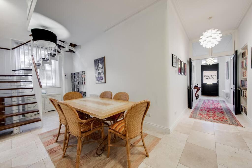 Princes Villa - Large Fully Self Contained Flat, 5 Minutes From The Sea Hastings Esterno foto
